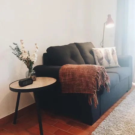 Fantastic 1 Bed Flat Near Beach And City Centre * Lagos